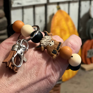 Highland Cow Silicone Beaded Wristlet Keychain