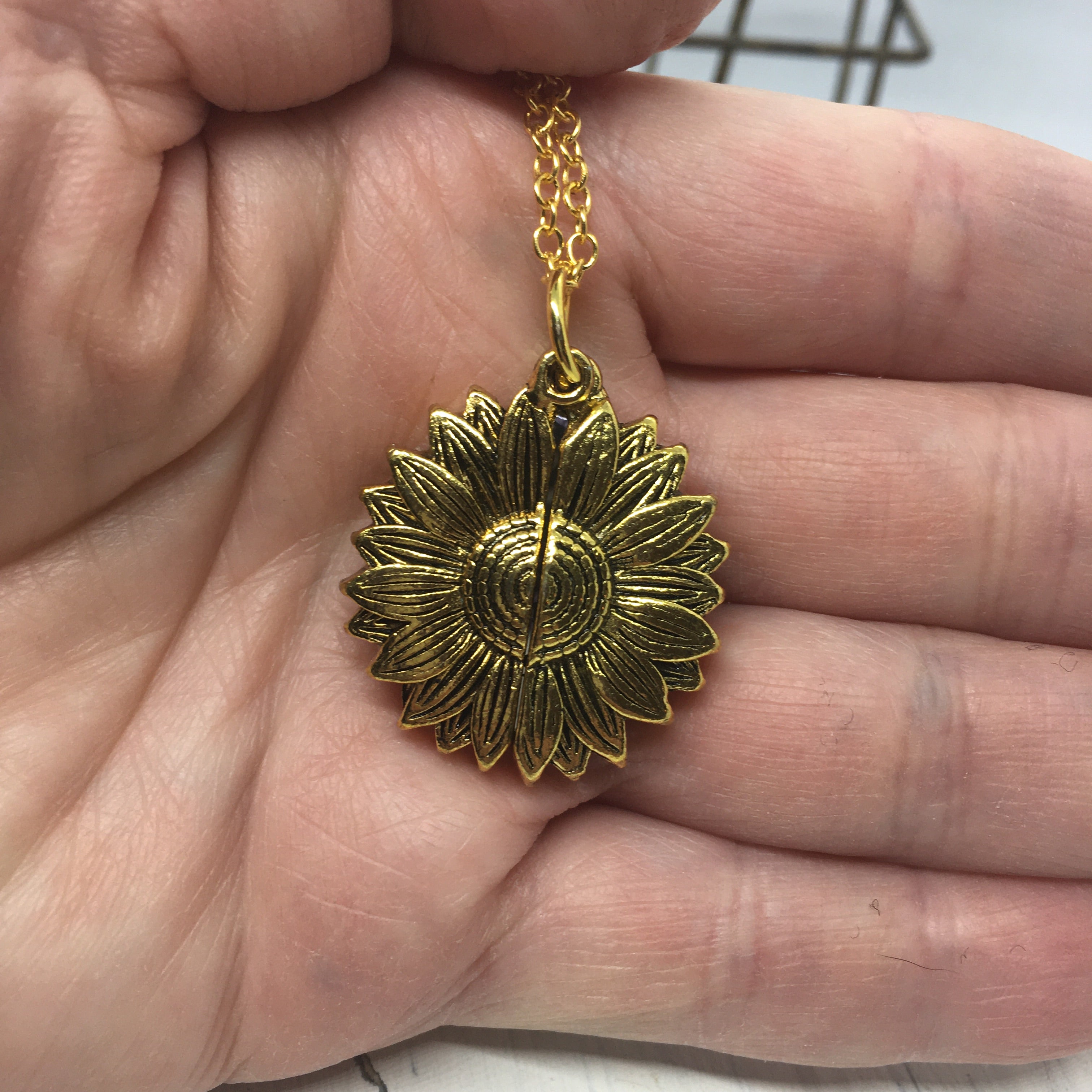 "Sunflower Message" Pendant Necklace