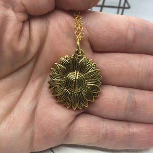 "Sunflower Message" Pendant Necklace
