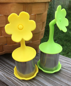 Set of 2 Fine Mesh Tea Infusers