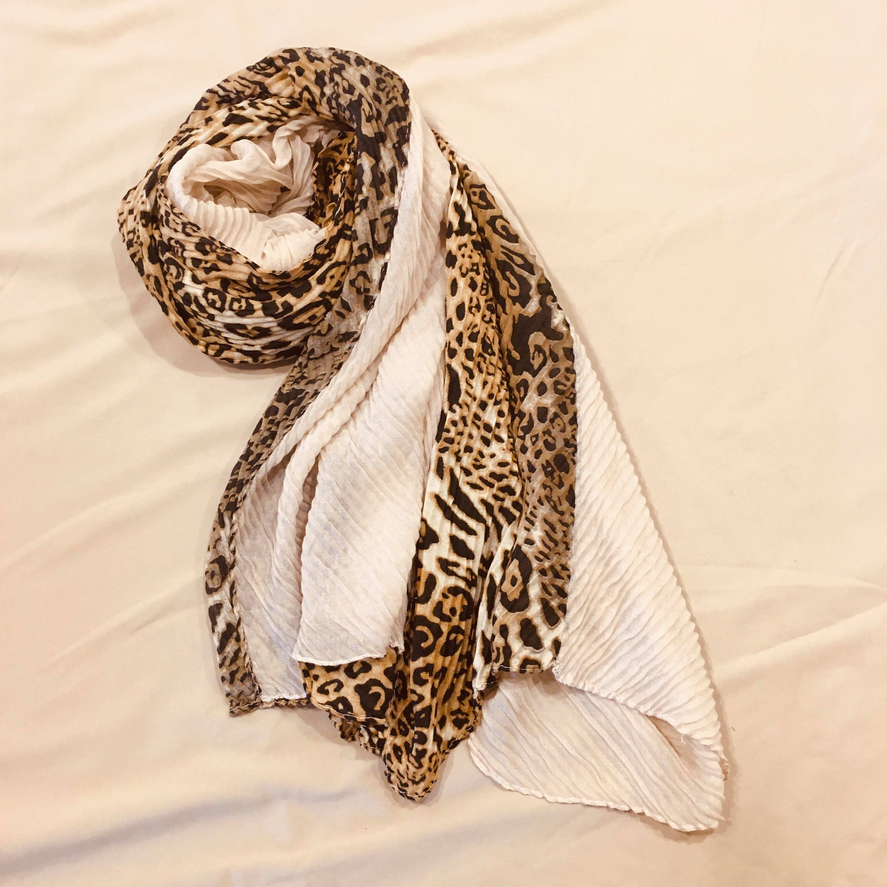 "Wild World" Leopard Colorblock Pleated Fashion Scarf--Ivory