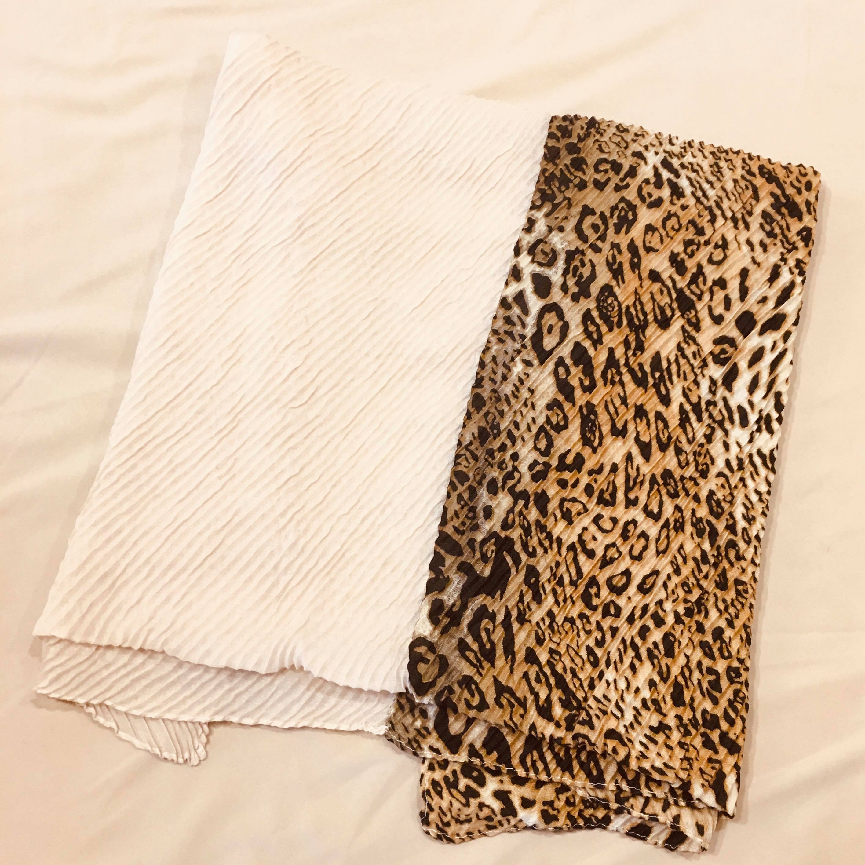 "Wild World" Leopard Colorblock Pleated Fashion Scarf--Ivory