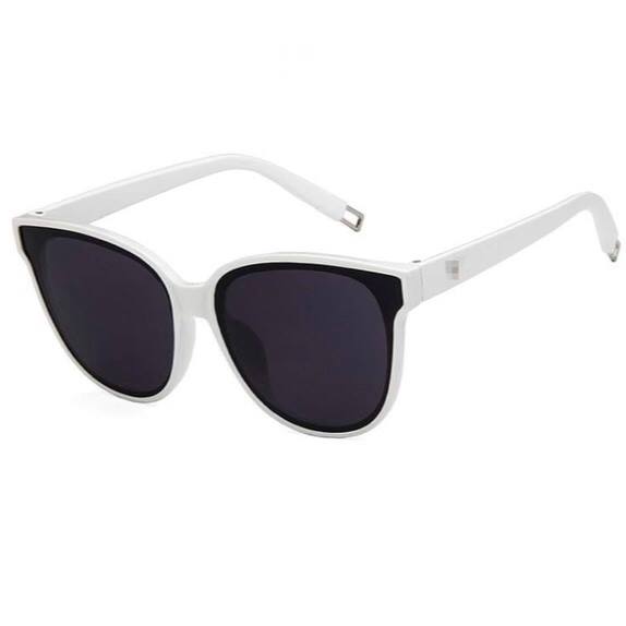 “Kathleen" Oversized Cat-Eye Retro Fashion Sunglasses--White